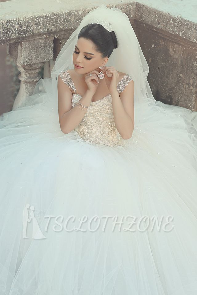 Kristallweißes Tüll-langes Ballkleid-Hochzeitskleid mit Perlenstickereien Schulterfrei Elegante formelle Brautkleider