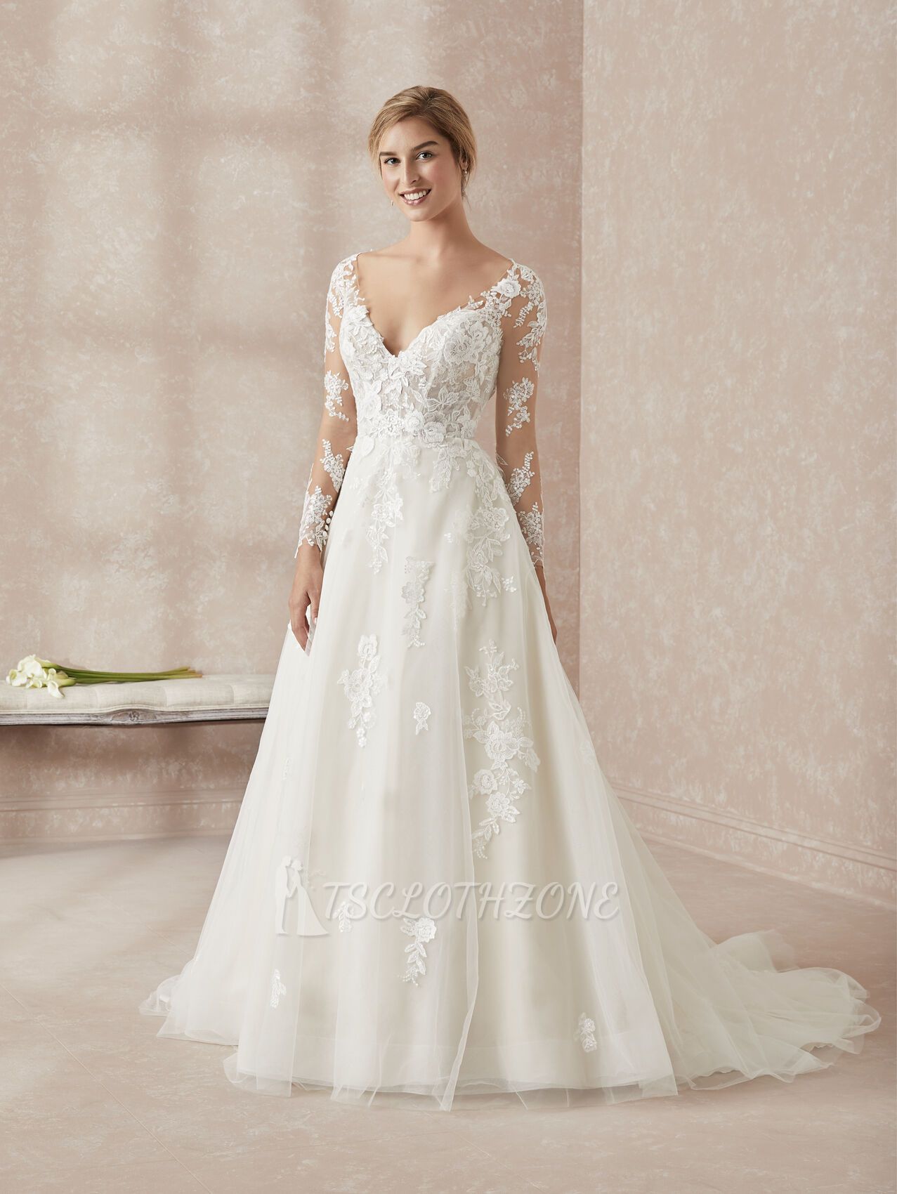 Elegant Long Sleeves White Floor-Length Wedding Dress With Lace Appliques