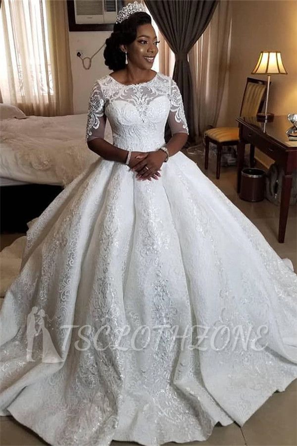 Gorgeous Short Sleeve Appliques Ball Gowns Lace Tulle Bridal Gowns