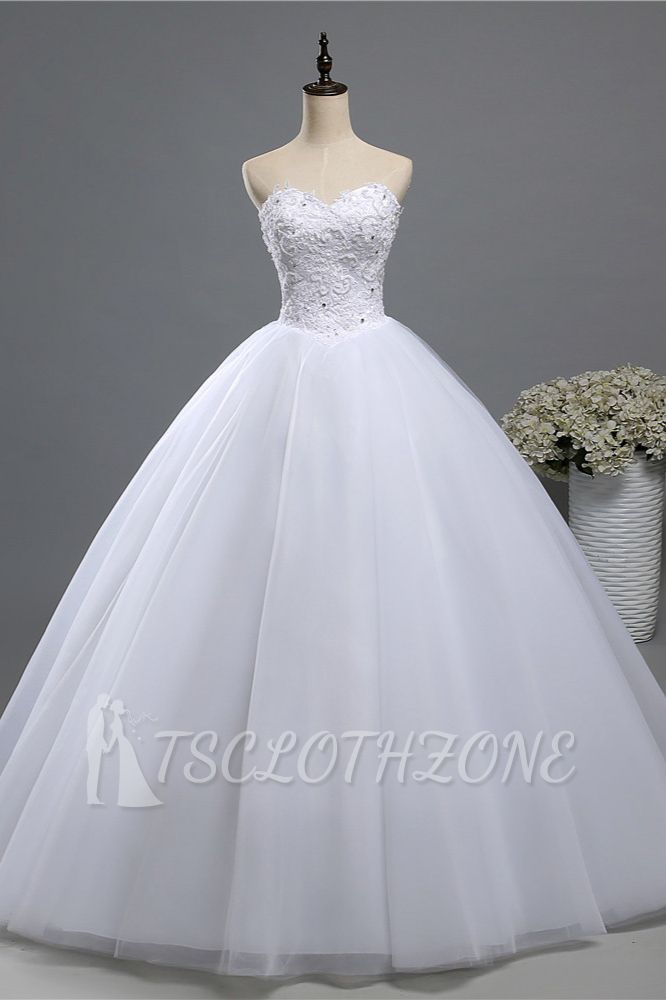 TsClothzone Chic Strapless Sweetheart Tulle Lace Wedding Dresses Sleeveless Appliques Bridal Gowns with Beadings