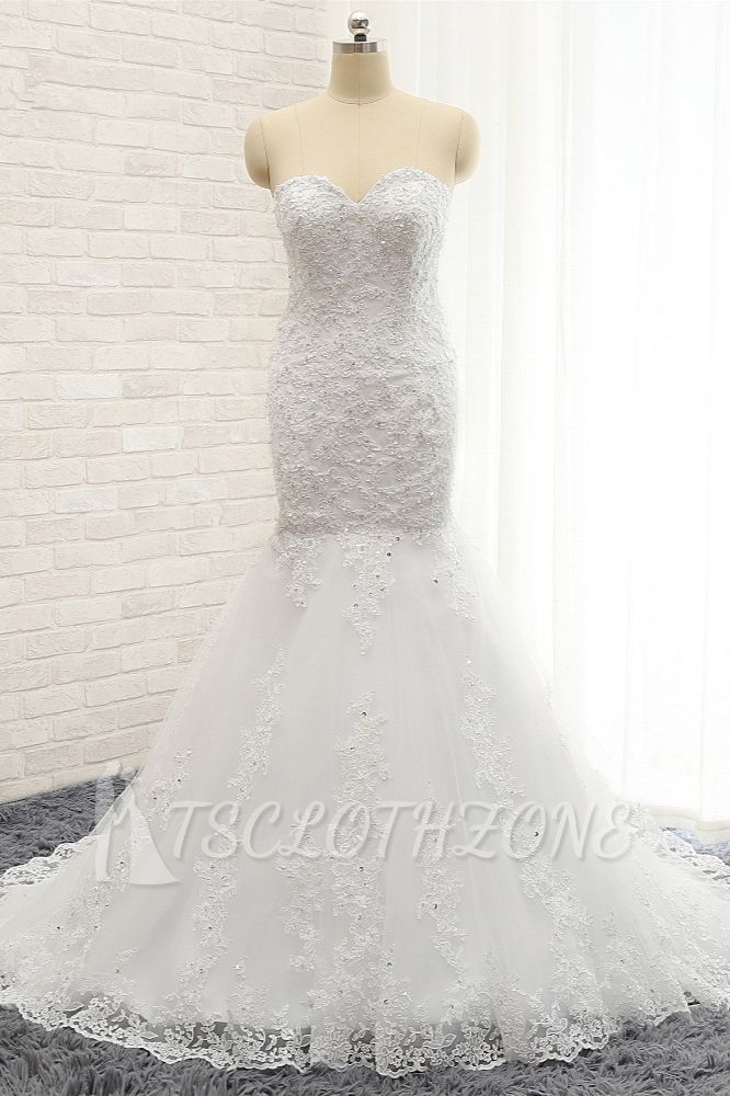 TsClothzone Affordable Strapless Tulle Lace Wedding Dress Sleeveless Sweetheart Bridal Gowns with Appliques On Sale