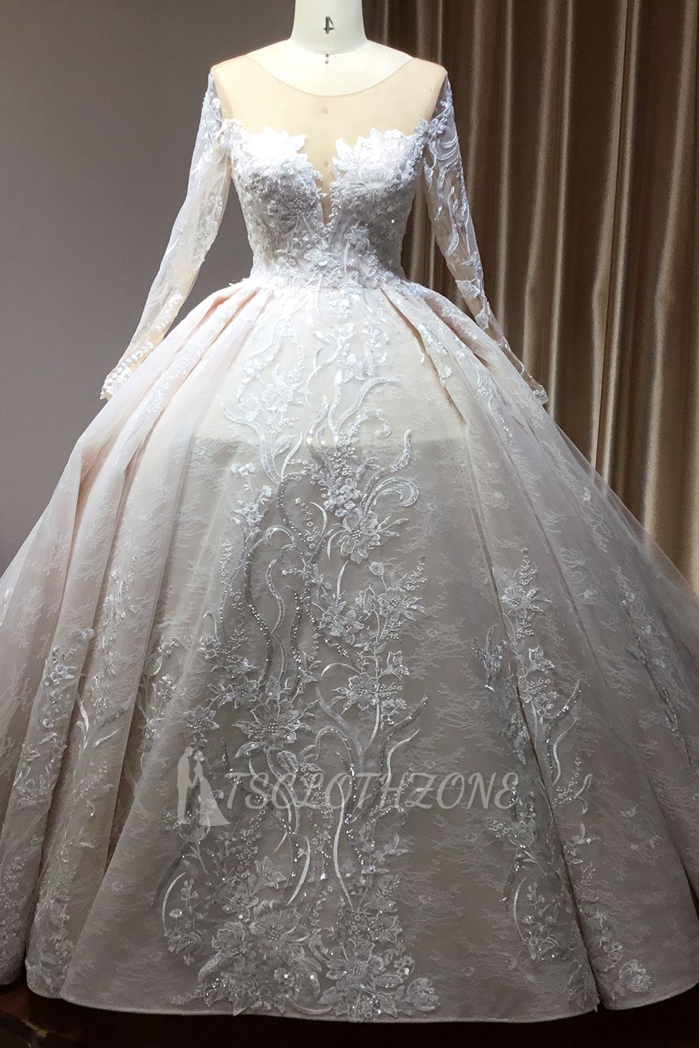 Long sleeves Sweetheart Ball Gown lace wedding dress