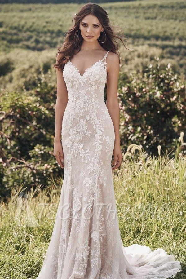 Mermaid ivory lace sleeveless long wedding dress