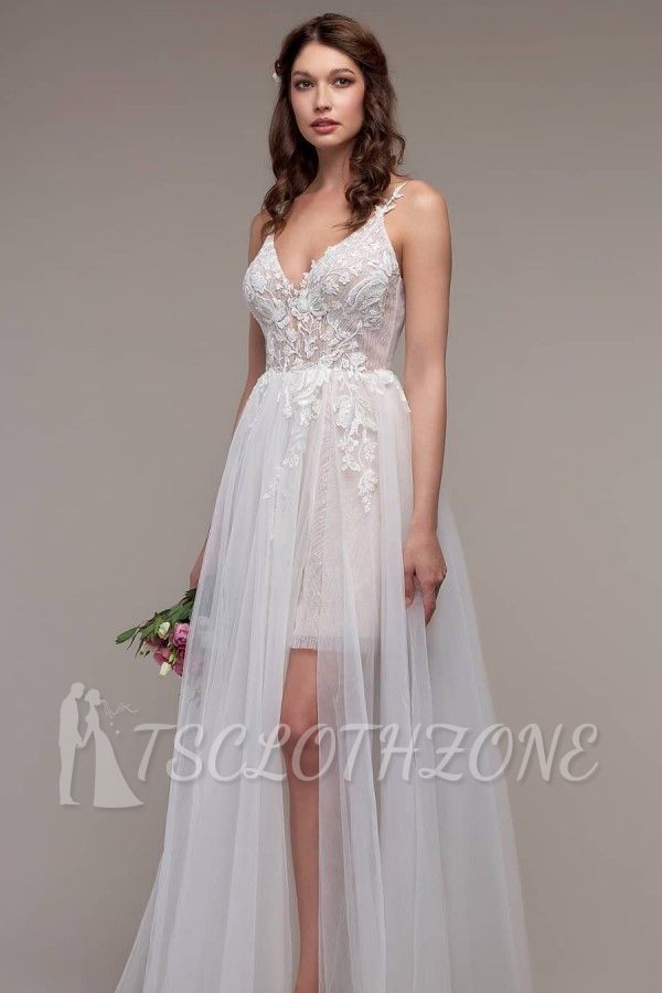Sleeveles Straps V-Neck A-line Simple Wedding Dress with Tulle Train