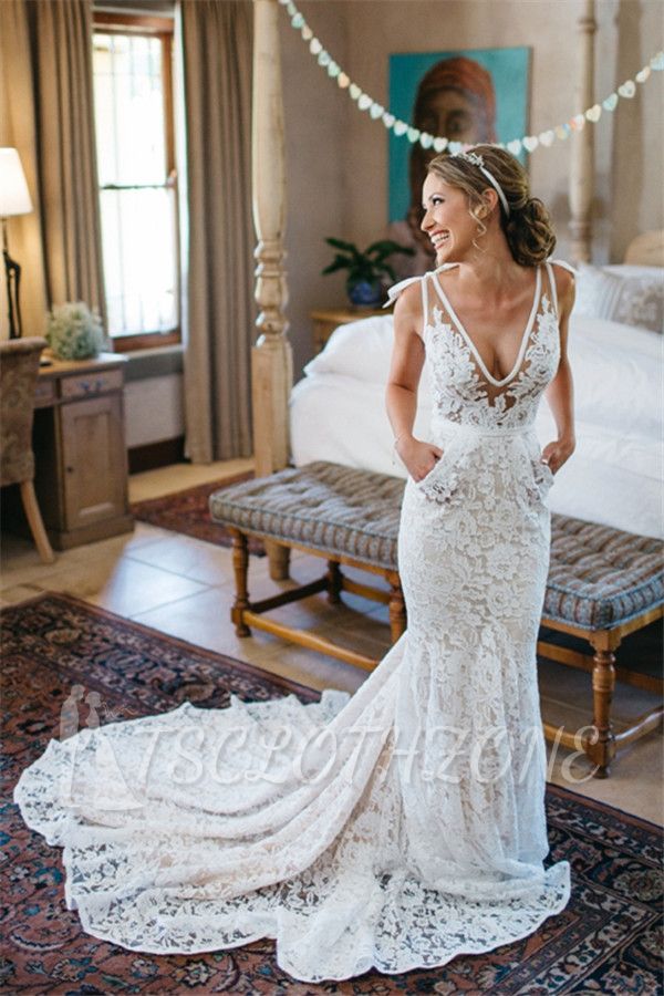 2022 Unique Wedding Dress Deep V-neck Lace Pockets Wedding Gowns with Extra Train