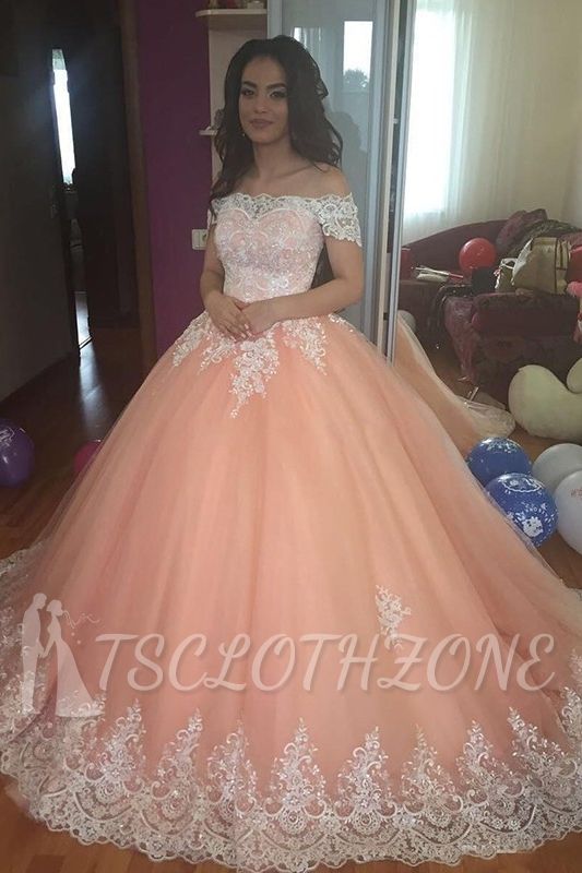Elegant Off-the-Shoulder Appliques Ball Gown Tulle Sweep Train Prom Dresses