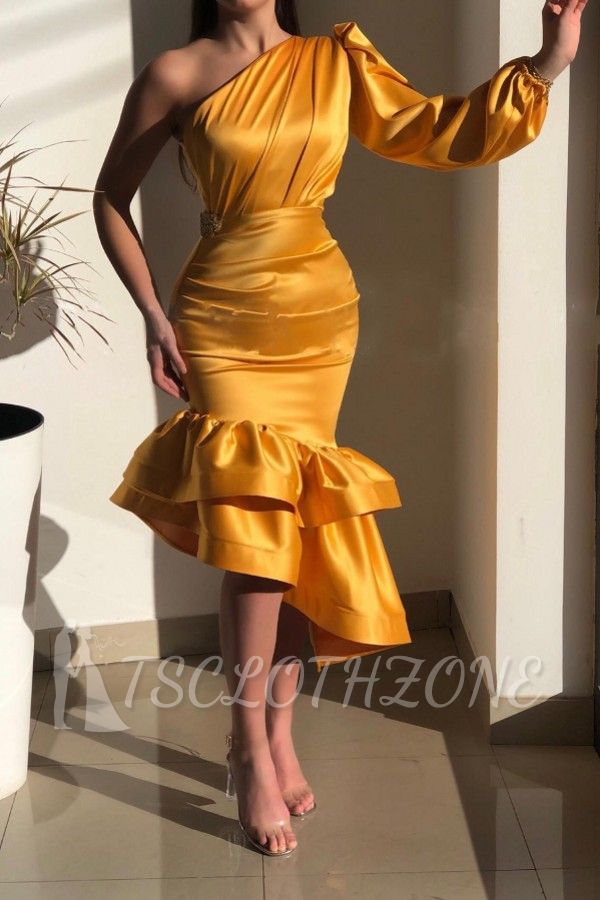 Gelbes wunderschönes One-Shoulder-Abendkleid mit Rüschen | Kurz geschnittenes Ballkleid mit einer Schulter
