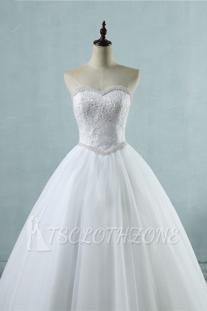 TsClothzone Affordable Strapless Tulle Lace Wedding Dresses Sweetheart Sleeveless Bridal Gowns with Pearls Online