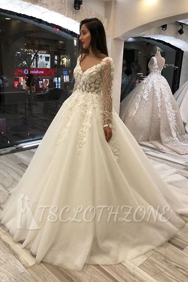 Elegant Ivory Long sleeves V-neck Leaves Lace Ball Gown Wedding Dresses