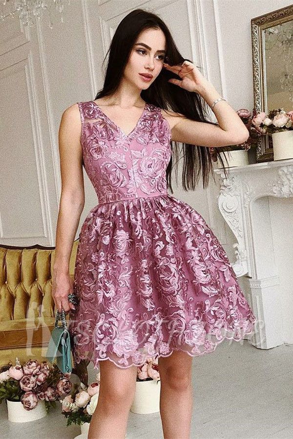 Gorgeous A-Line Sleeveless Homecoming Dresses | 2022 V-Neck Lace Short Hoco Dress