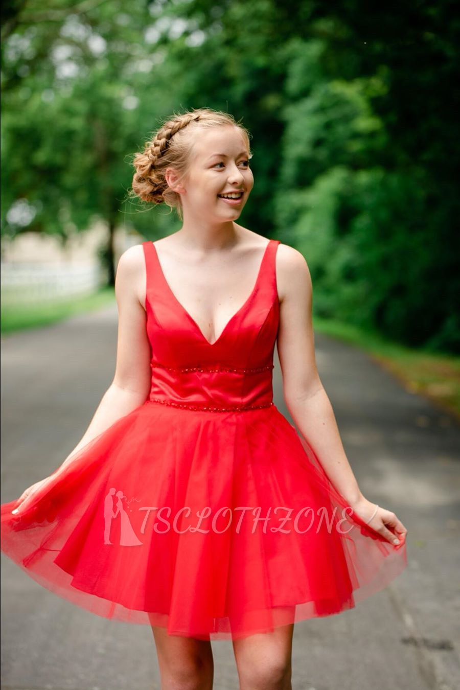 Simple V Neck Straps Red Homecoming Dress | A Line Tulle Sleeveless Beading Short Cocktail Dress
