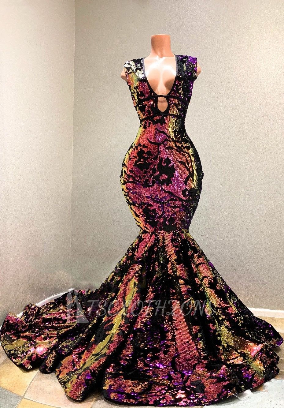 Radiant Sequins V-Ausschnitt ärmellose Hofzug Mermaid Prom Dresses