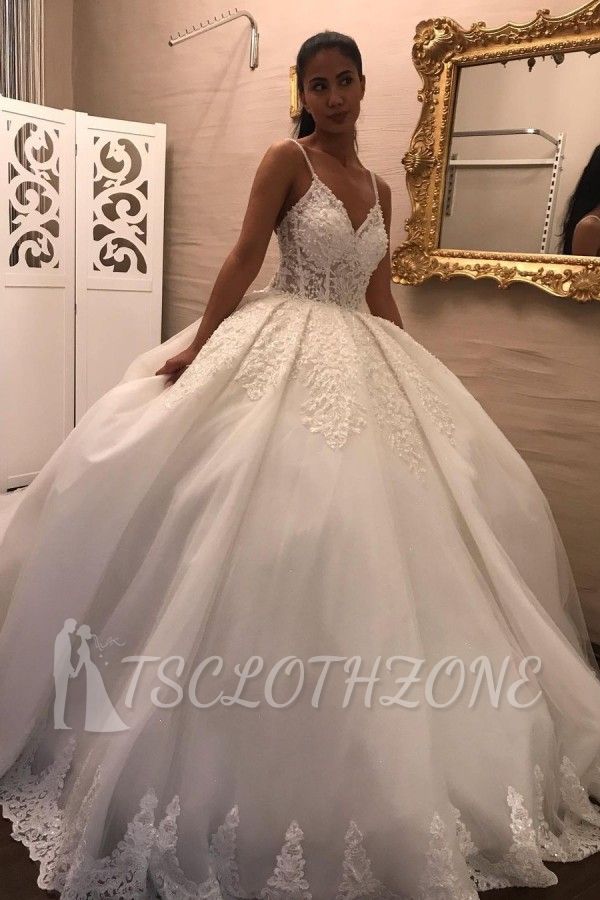 Elegant Spaghetti Straps Hollow Lace A-line Ball Gowns with Appliques