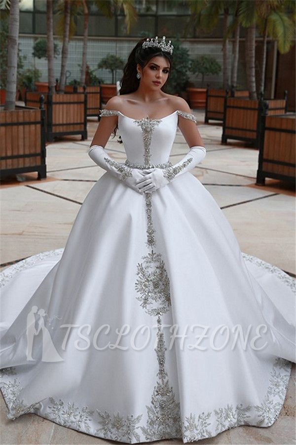 Ball Gown Off-the-Shoulder Sleeveless Appliques Wedding Dress