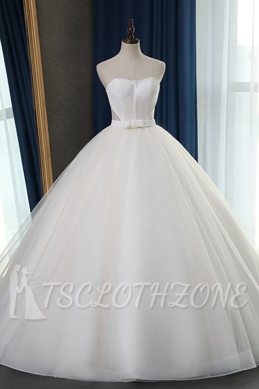 TsClothzone Sexy trägerloses Schatz-Hochzeitskleid Ballkleid ärmellose weiße Tüll-Brautkleider im Angebot