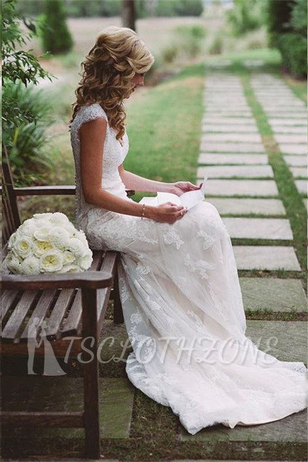 Popular 2022 Sheath Wedding Dresses Sleeveless Court Train Bridal Dress