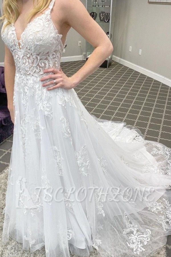 White Lace Wedding Dress Sleeveless V-Neck Tulle Bridal Dress
