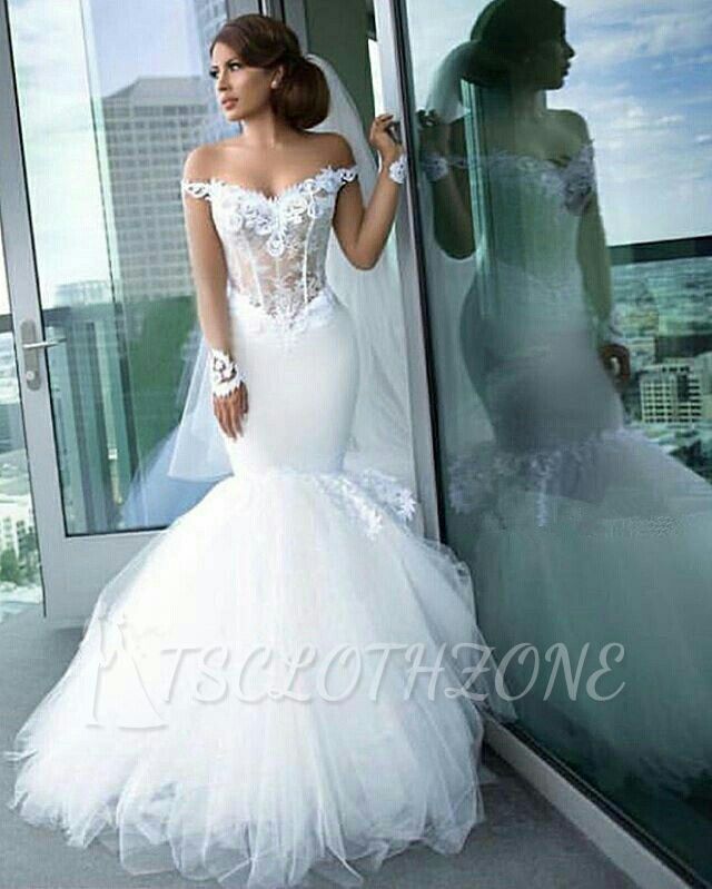 Elegant Off-the-Shoulder Tulle Mermaid Appliques Long-Sleeves Wedding Dress