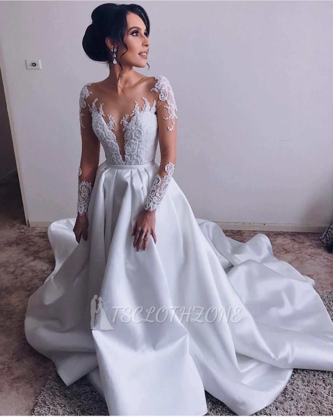 Elegant V-Neck Long Sleeves A-Line Appliques Wedding Dress