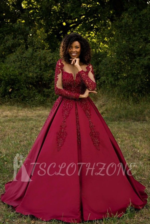 Gorgeous Red Satin Evening maxi Gown Lace Appliques