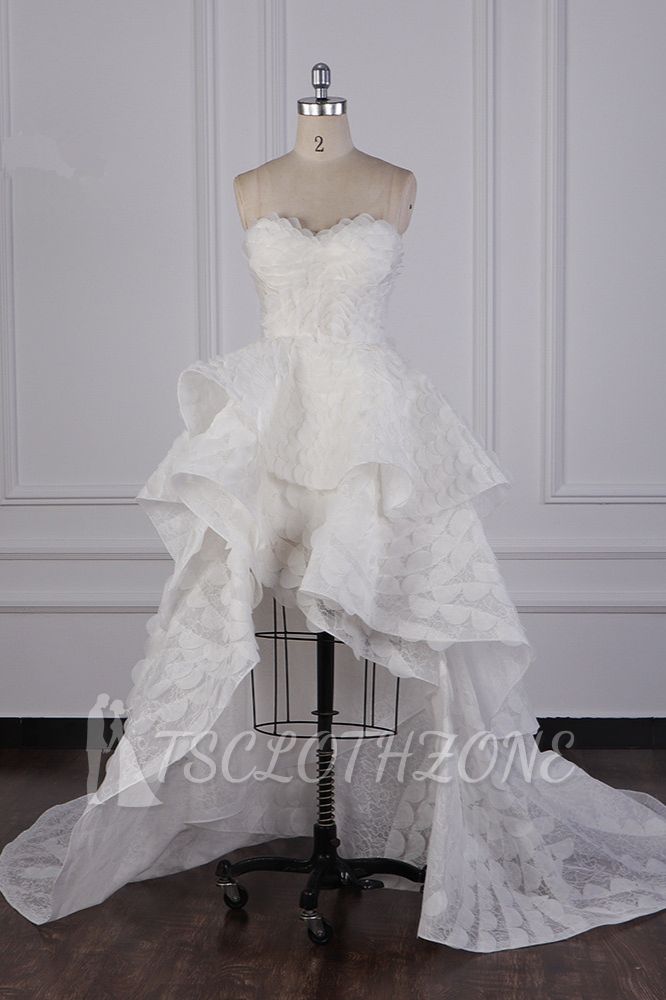 TsClothzone Chic Hi-Lo Strapless Tulle Wedding Dress Appliques Sleeveless Bridal Gowns Online