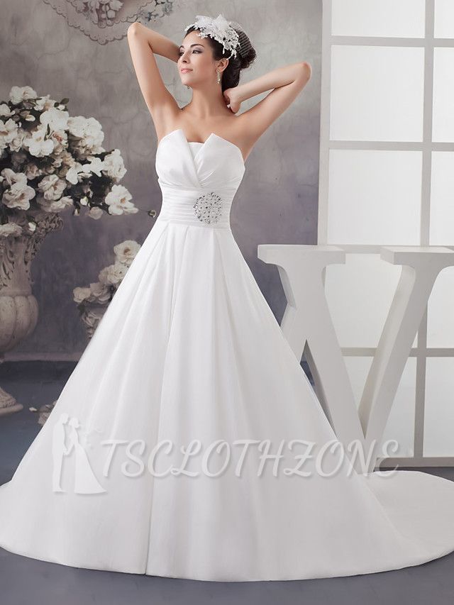 A-Line Wedding Dress Strapless Satin Strapless Bridal Gowns with Chapel Train