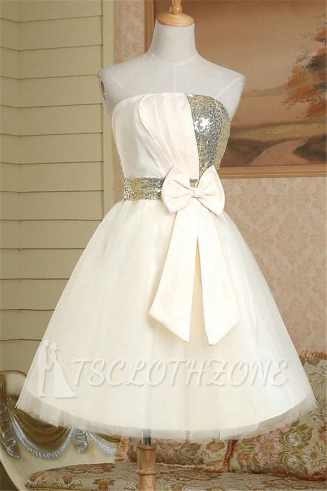 Neue Ankunft trägerloses nettes Satin kurzes Brautjungfernkleid Lace-Up Sequined Bowknot Mini Hochzeitskleid