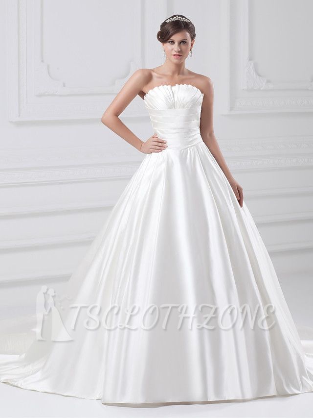 Ballkleid-Hochzeitskleid in Übergröße, trägerloses, trägerloses Satin-Brautkleid mit Hofschleppe