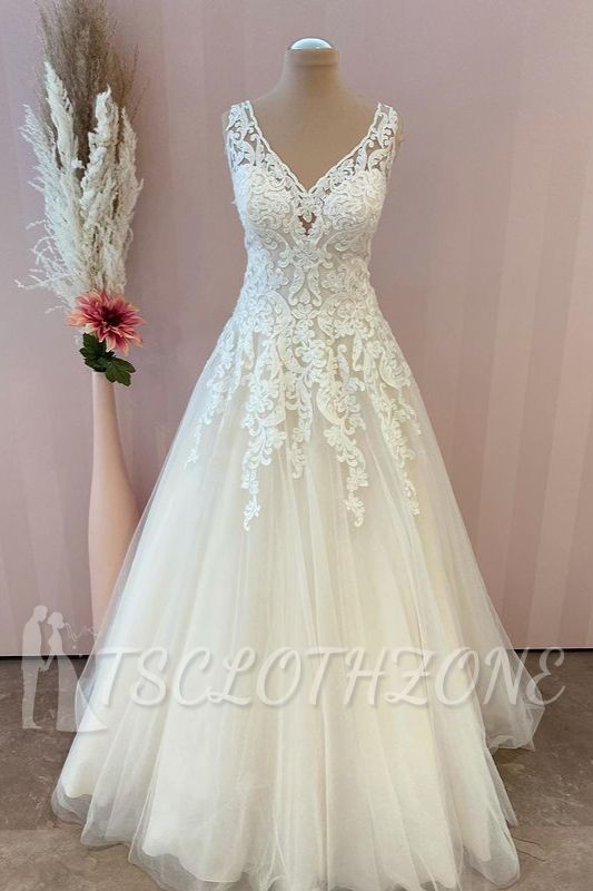 Wedding dresses V neckline | Wedding dresses A line lace