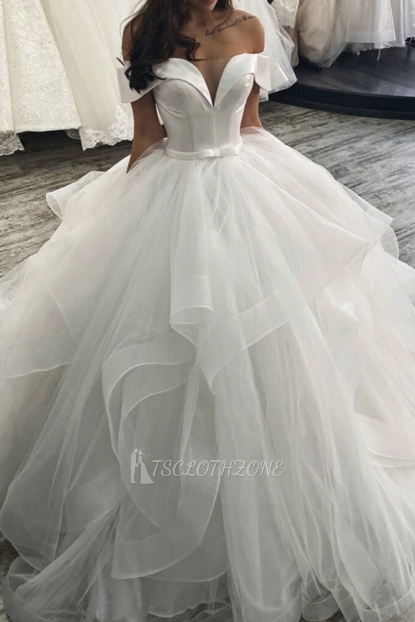 Elegant Off Shoulder Ball Gown Puffy Layers Wedding Dress