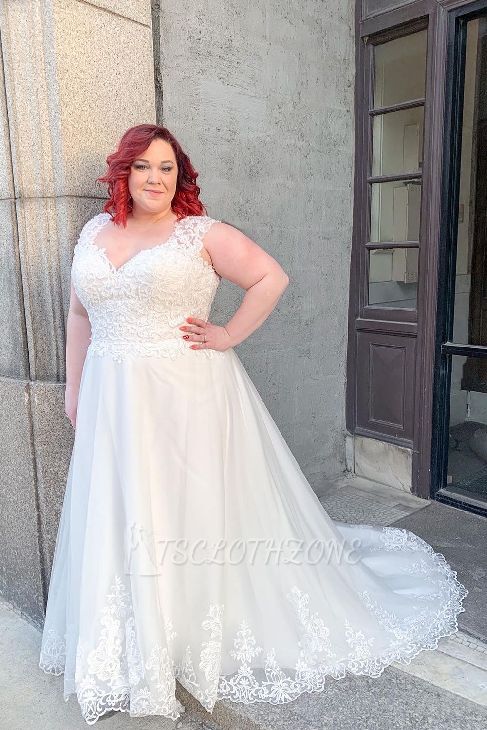 Charming A-Line Sweetheart Floor-Length Wedding Dress | Appliquéd Lace Wedding Dress