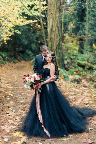 Gorgeous Strapless Sweetheart Black Tulle Wedding Gown_1