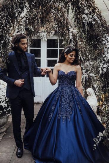 Charming Sweetheart Sleeveless Lace Appliques Navy Blue Wedding Party Gown