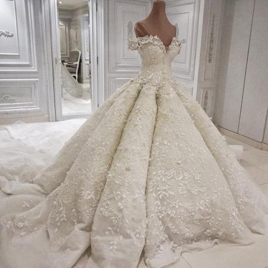 Elegant Off-theshoulder Luxury 3-D flowers Ball Gown Wedding Dress_2