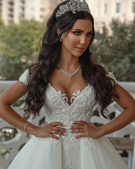 Ivory A-line Princess Off-the-shoulder Lace Wedding Dresses_4