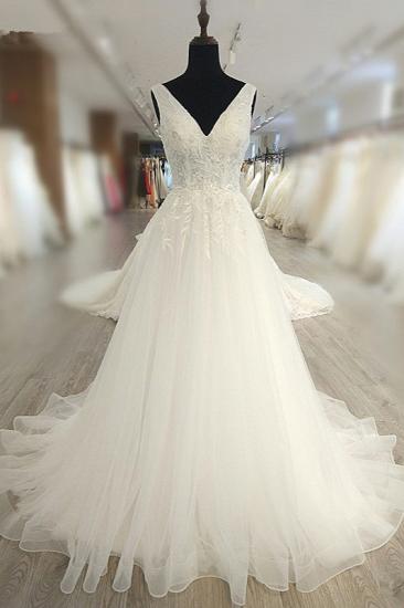 TsClothzone Glamorous White Tulle Lace Wedding Dress V-Neck Sleeveless Appliques Bridal Gowns On Sale_1