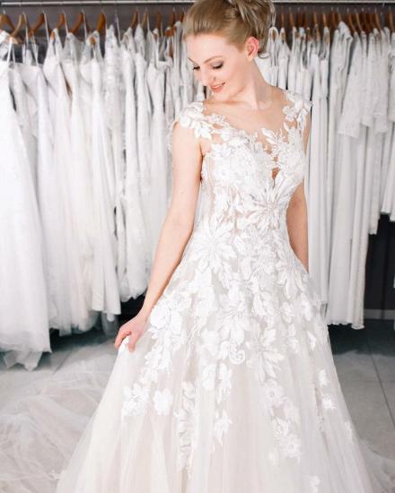Romantic White Floral Lace V-Neck Sleeveless Tulle A-line Wedding Dress_2
