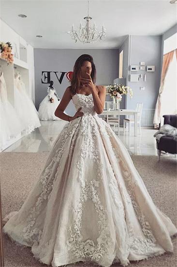 Trendy Ivory Sweetheart Ball Gown Wedding Dress Online_1