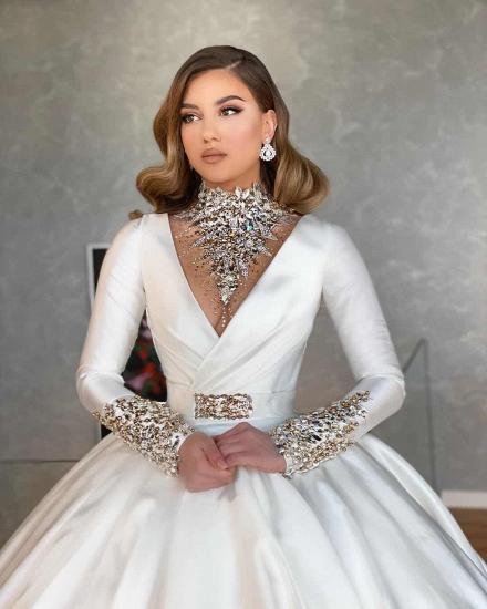 Long Sleeve White Ball Gown V-neck Luxury Wedding Dresses Online_2