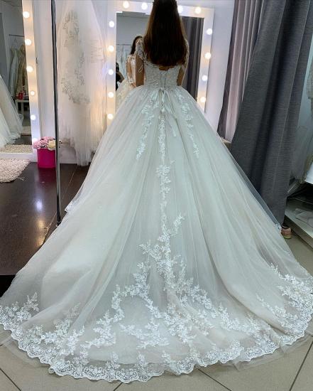 Glamouröses Tüll-Brautkleid mit langen Ärmeln und 3D-Blumenspitze_4