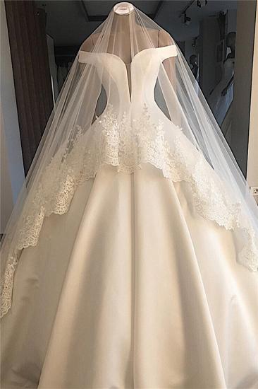 Duchesse-Linie Off-the-Shoulder Ausgezeichnete Brautkleider mit Applikationen