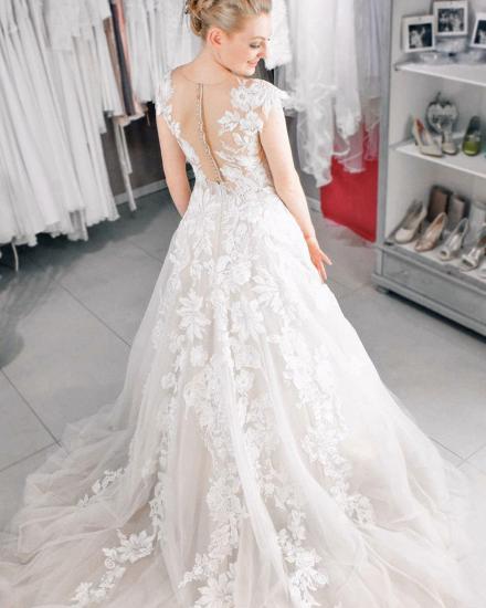 Romantic White Floral Lace V-Neck Sleeveless Tulle A-line Wedding Dress_3