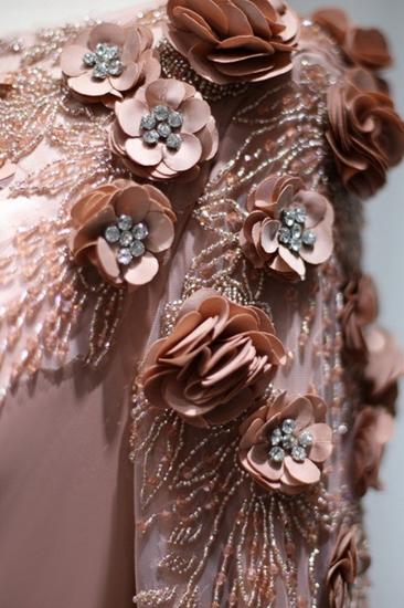 Wunderschönes, langärmliges Satin-Abendkleid im Meerjungfrau-Stil, 3D-Blumenperlen, langes Hochzeitskleid mit Schleppe_5