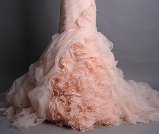 Elegant Sweetheart Pink Organza Bridal Gowns Ruffle Tiered Flower Unique Sheath Wedding Dresses with Beadings_2