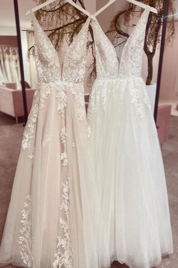Wunderschöne Brautkleider mit V-Ausschnitt und Spitze_2