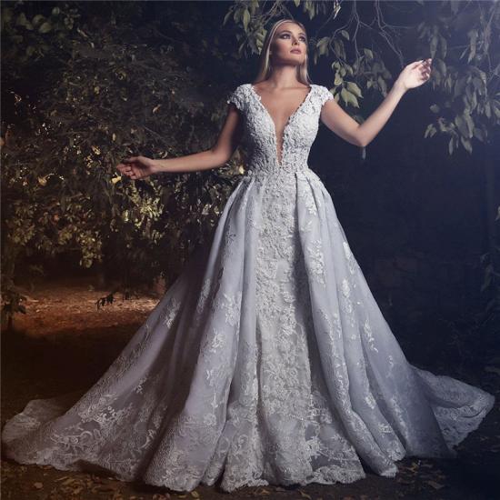 Deep V-neck Cap Sleeves 3D Lace Appliques Wedding Dresses 2022 Luxury Overskirt Court Train Bridal Dress_3