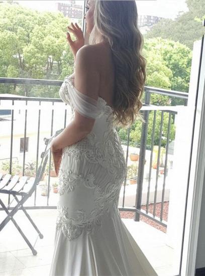 Delicate Lace-Appliques Mermaid Off-the-shoulder Train Wedding Dress 2022_3