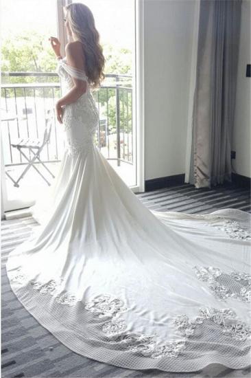 Delicate Lace-Appliques Mermaid Off-the-shoulder Train Wedding Dress 2022_2