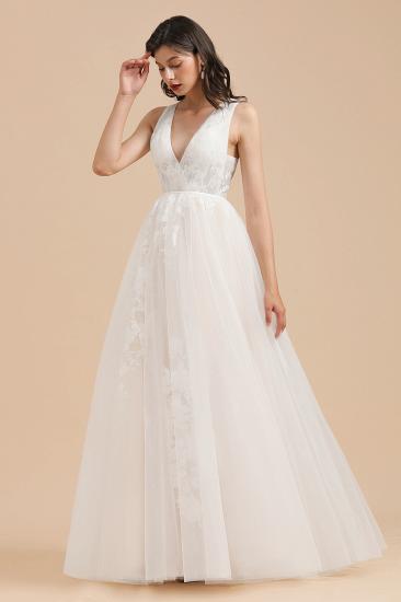 Ivory V-Neck Tulle Lace Appliques Simple Wedding Dress Garden Wedding Gowns Floor Length