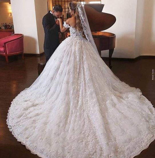 Gorgeous Off-the-Shoulder Tulle Lace Bridal Gown with Catheral Train_3